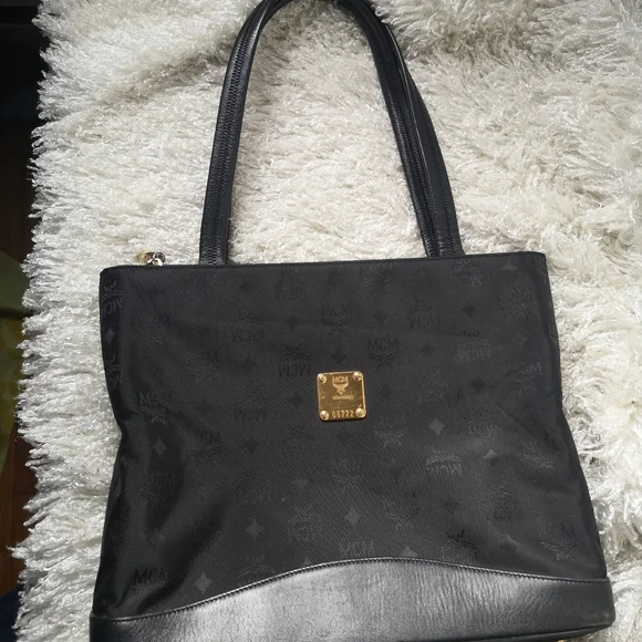 Authentic MCM vintage bag - Picture 1 of 15